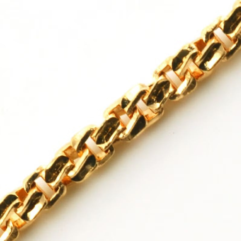 K18 Gold Three-Five Necklace (Twisted V-Cut Box Chain)